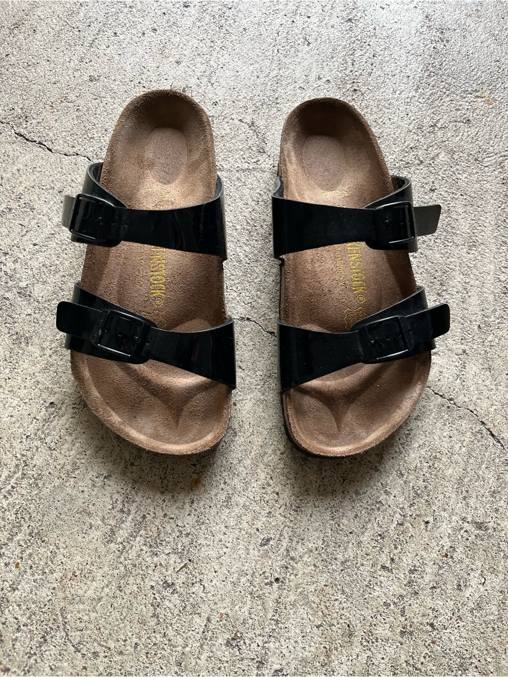 Birkenstock Womens Black Patent Two-Strap Sandals